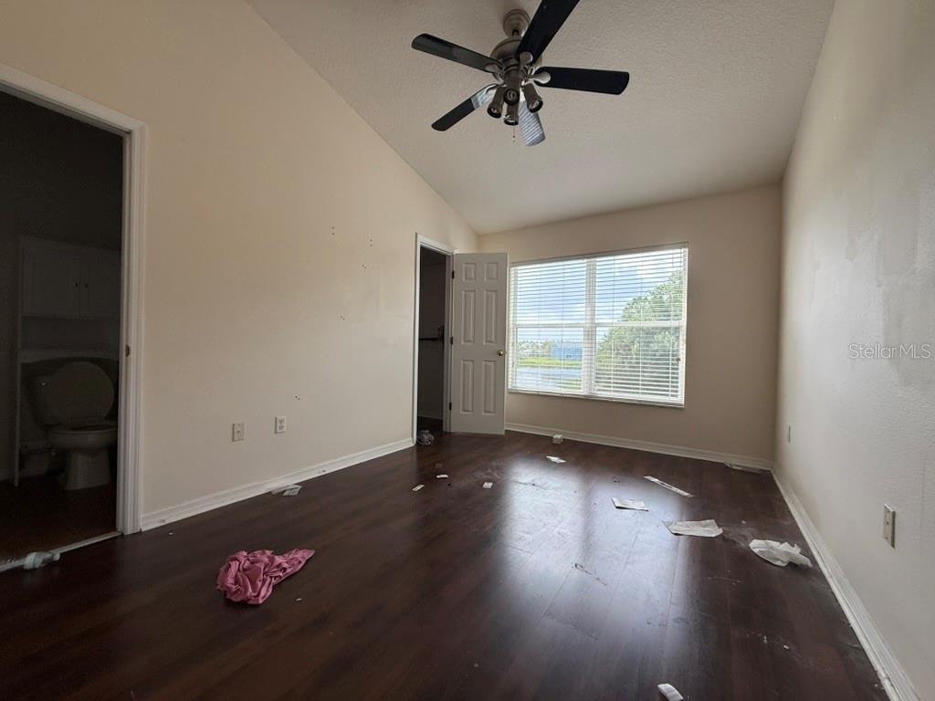 TOWNHOMES OF BAY PORT COLONY - Residential