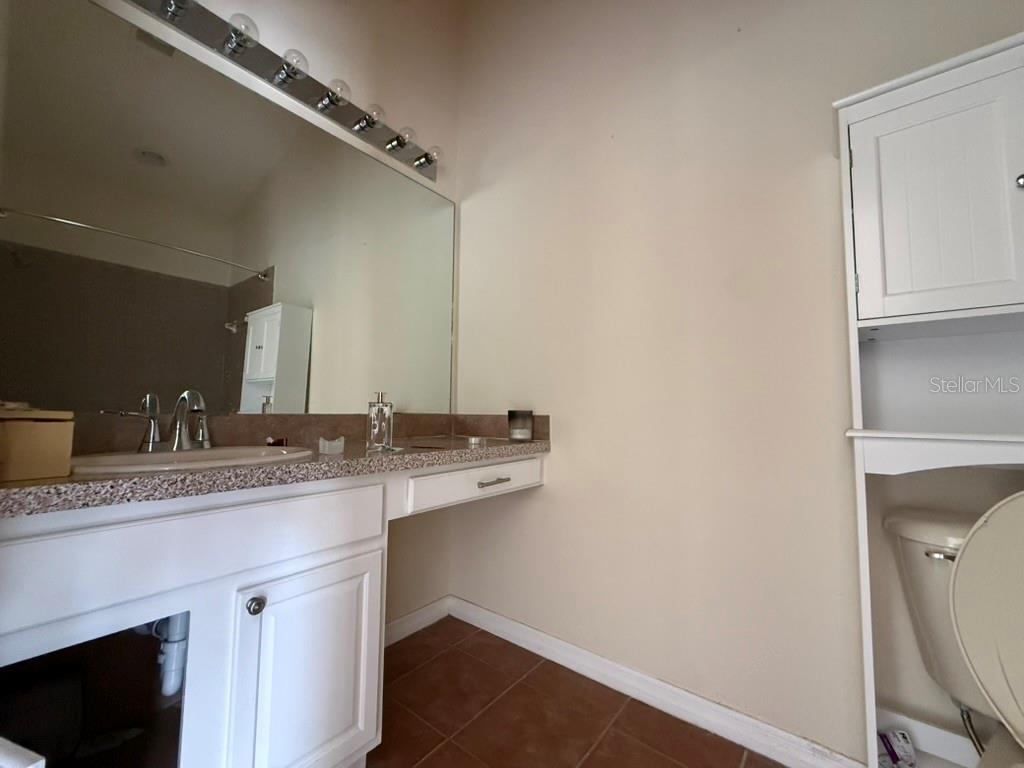 TOWNHOMES OF BAY PORT COLONY - Residential