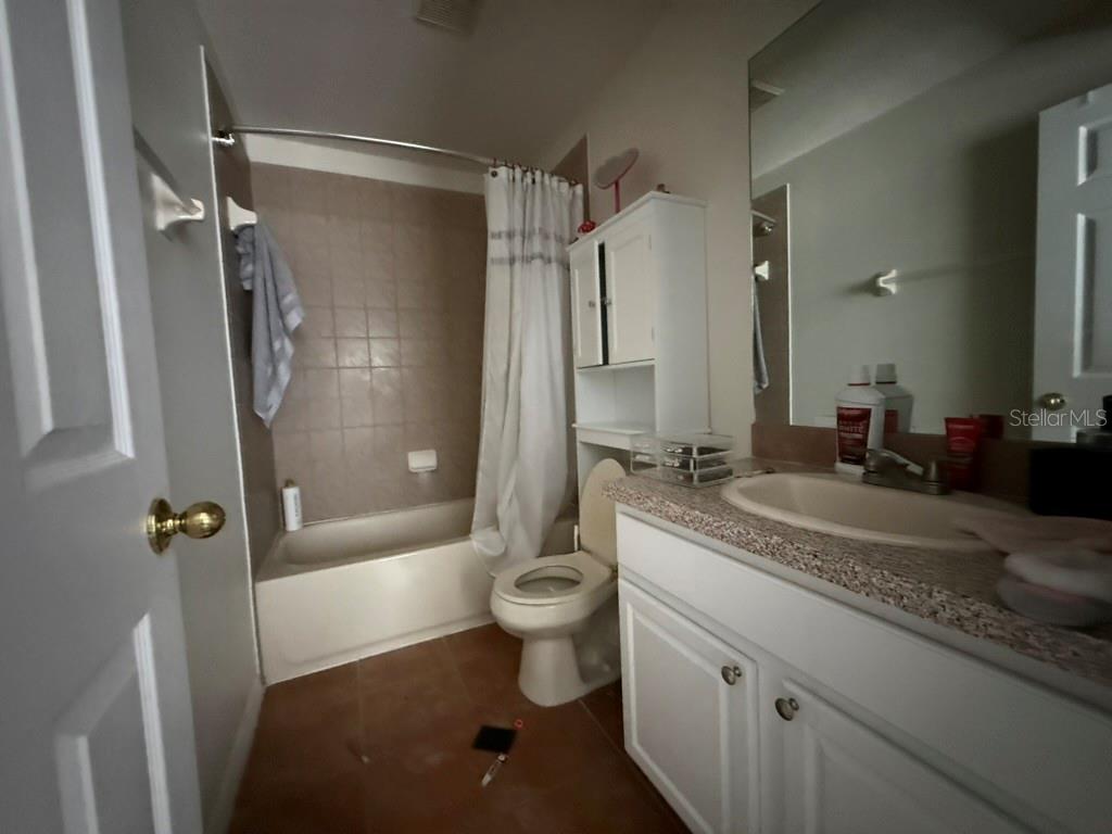 TOWNHOMES OF BAY PORT COLONY - Residential