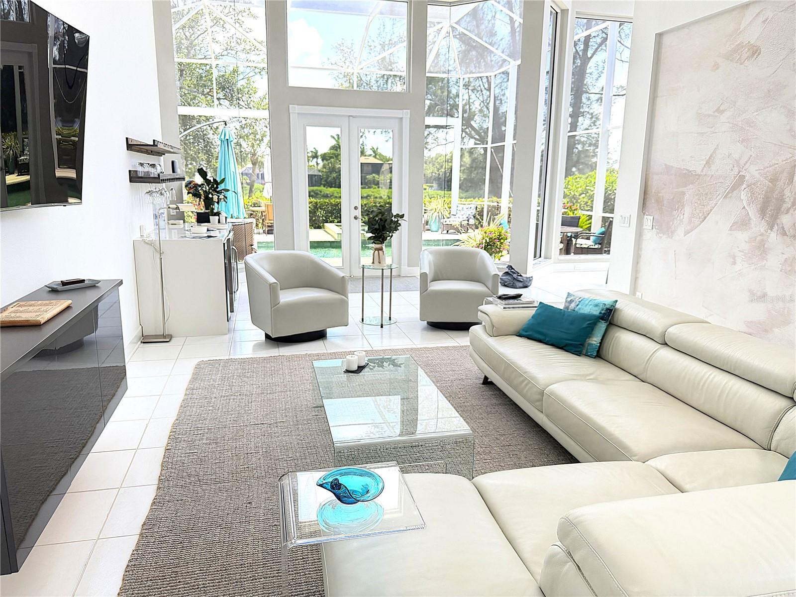 QUEENS HARBOUR - Residential