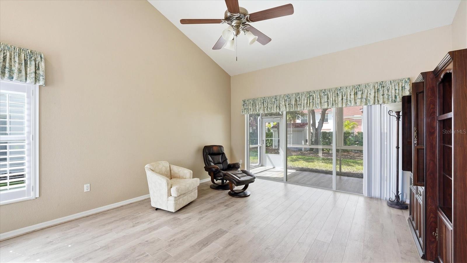 ORCHID COVE - Residential