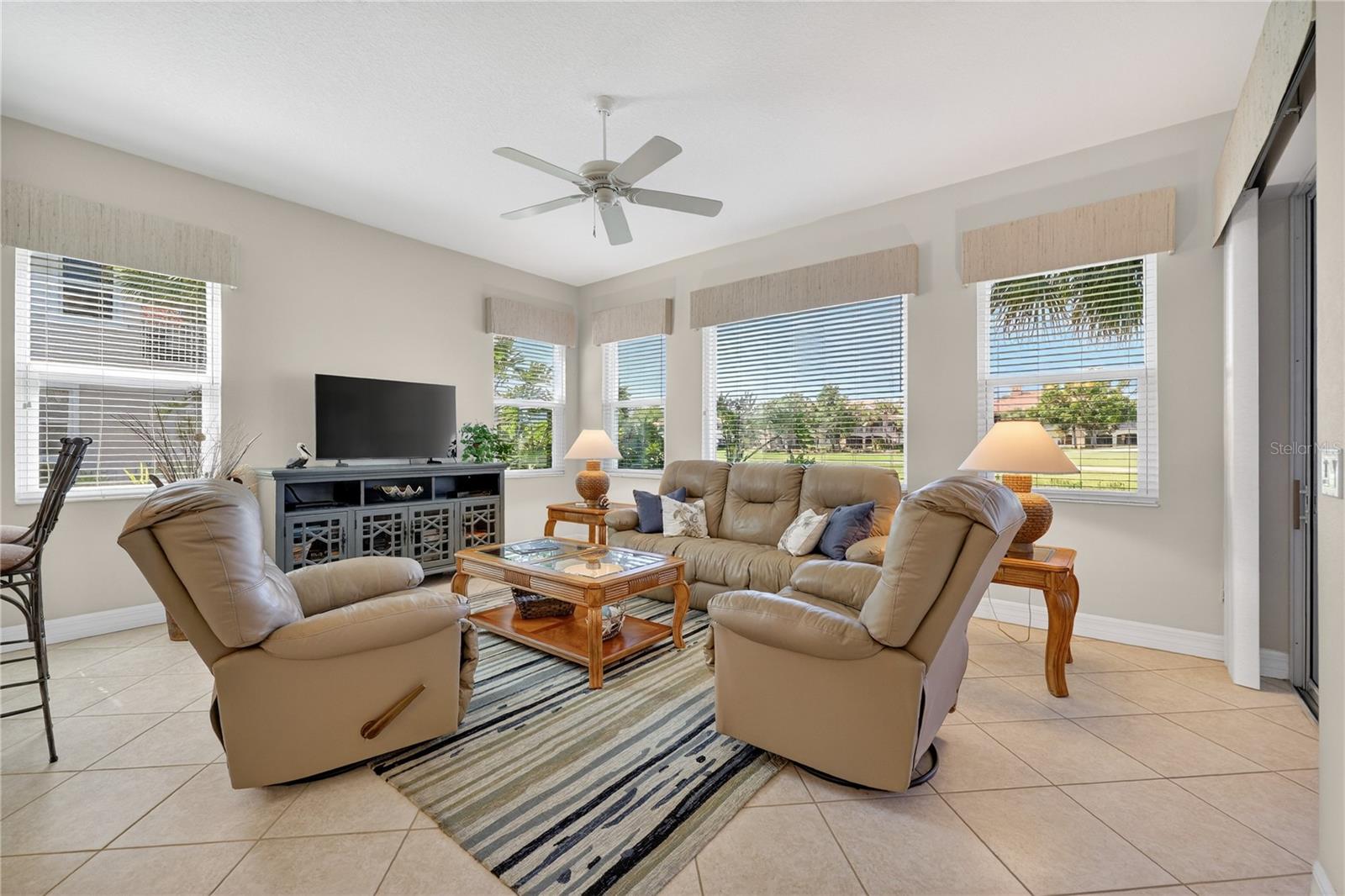 WATERLEFE GOLF AND RIVER CLUB - Residential