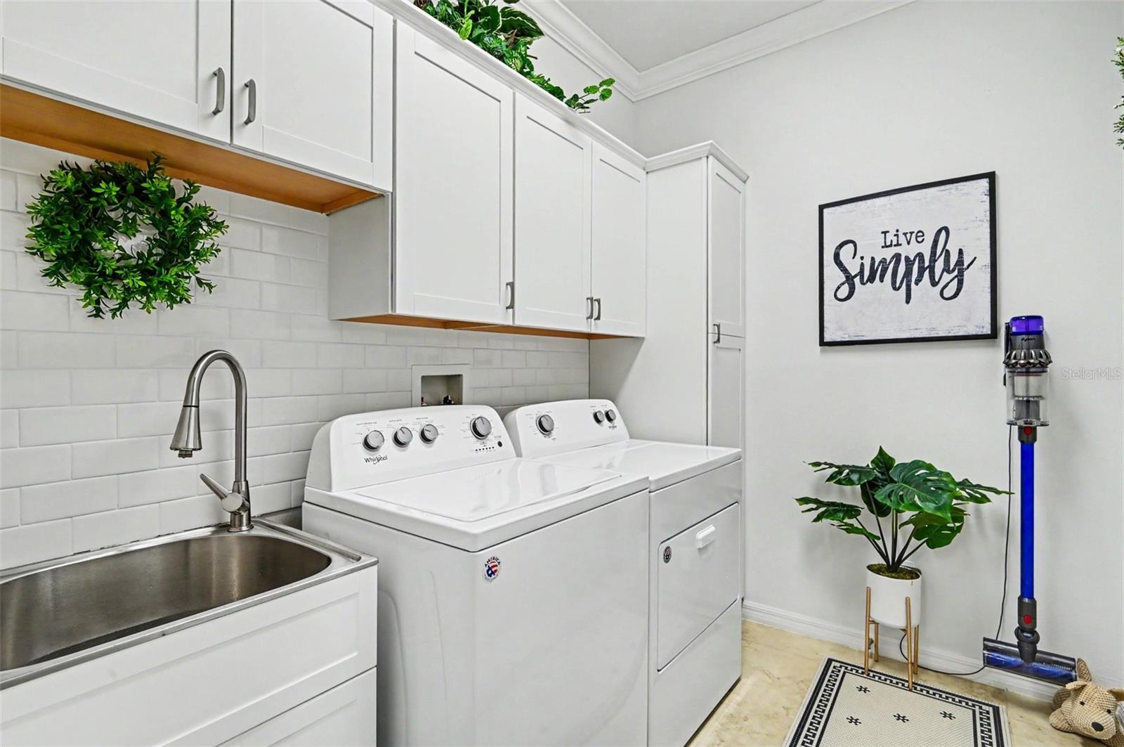 BENTLEY GREEN - Residential