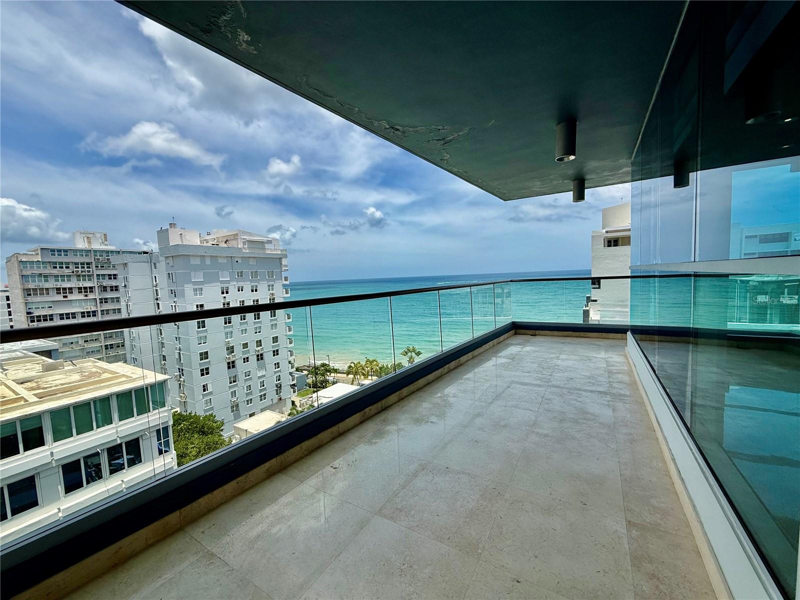 VENETIAN TOWER - Residential
