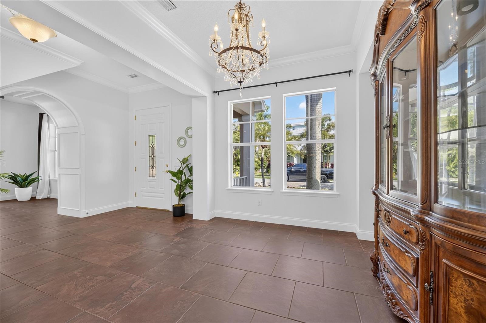 MIRABAY PH 3B-2 - Residential