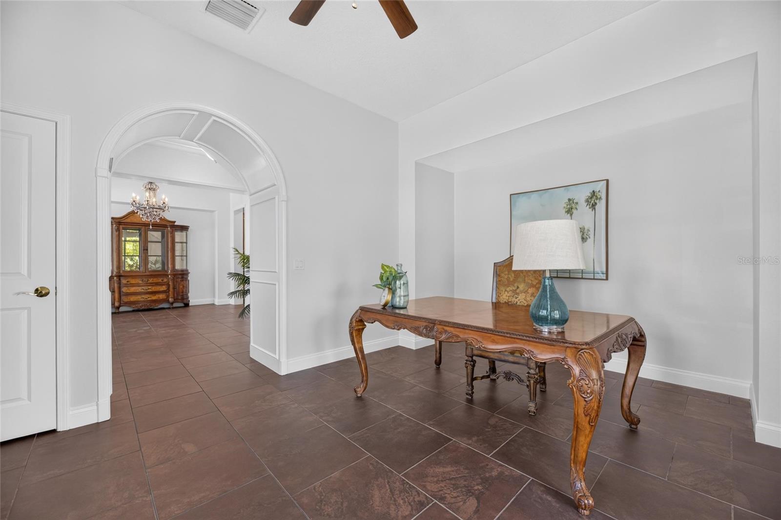 MIRABAY PH 3B-2 - Residential