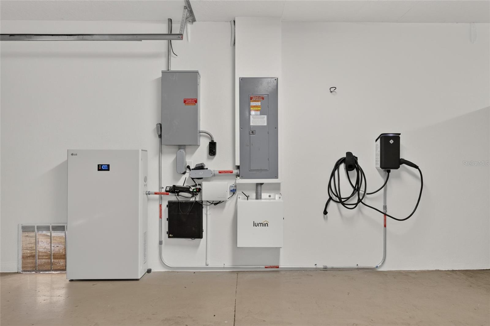 MIRABAY PH 3B-2 - Residential