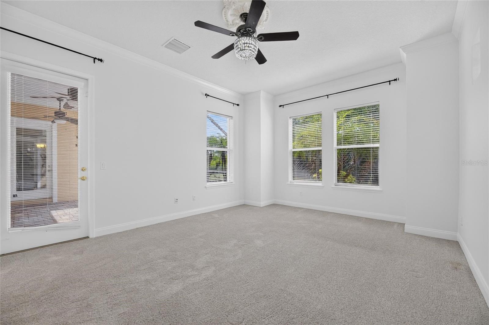 MIRABAY PH 3B-2 - Residential