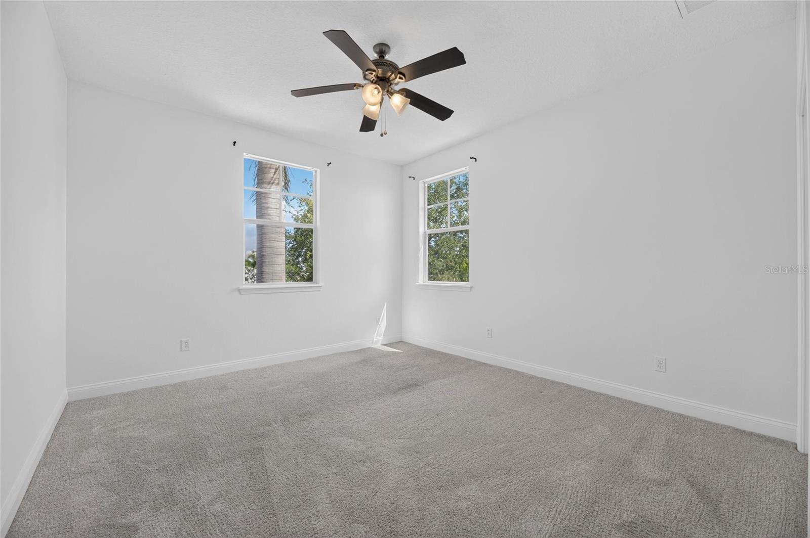 MIRABAY PH 3B-2 - Residential