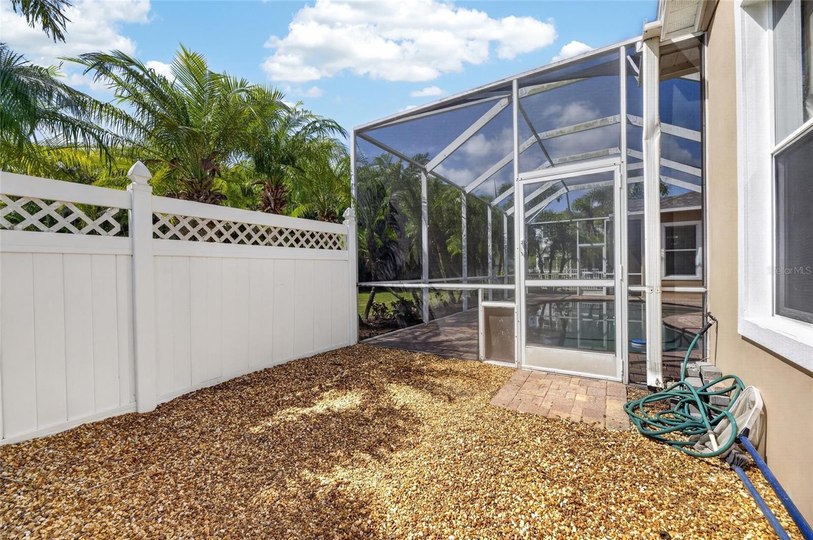 MIRABAY PH 3B-2 - Residential