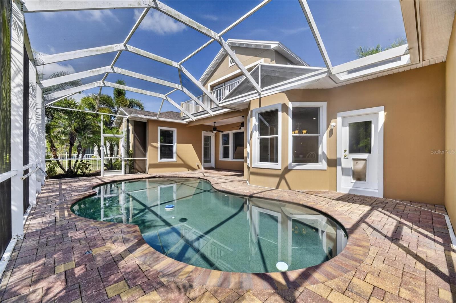 MIRABAY PH 3B-2 - Residential