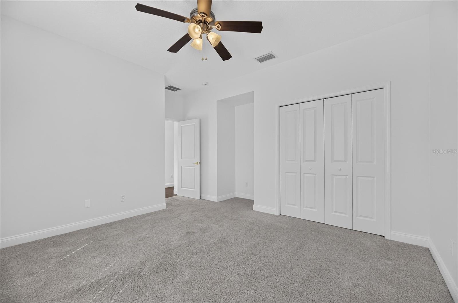 MIRABAY PH 3B-2 - Residential