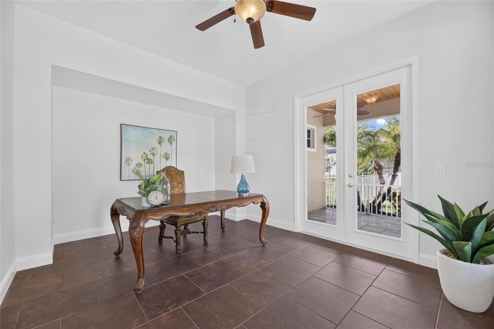 MIRABAY PH 3B-2 - Residential