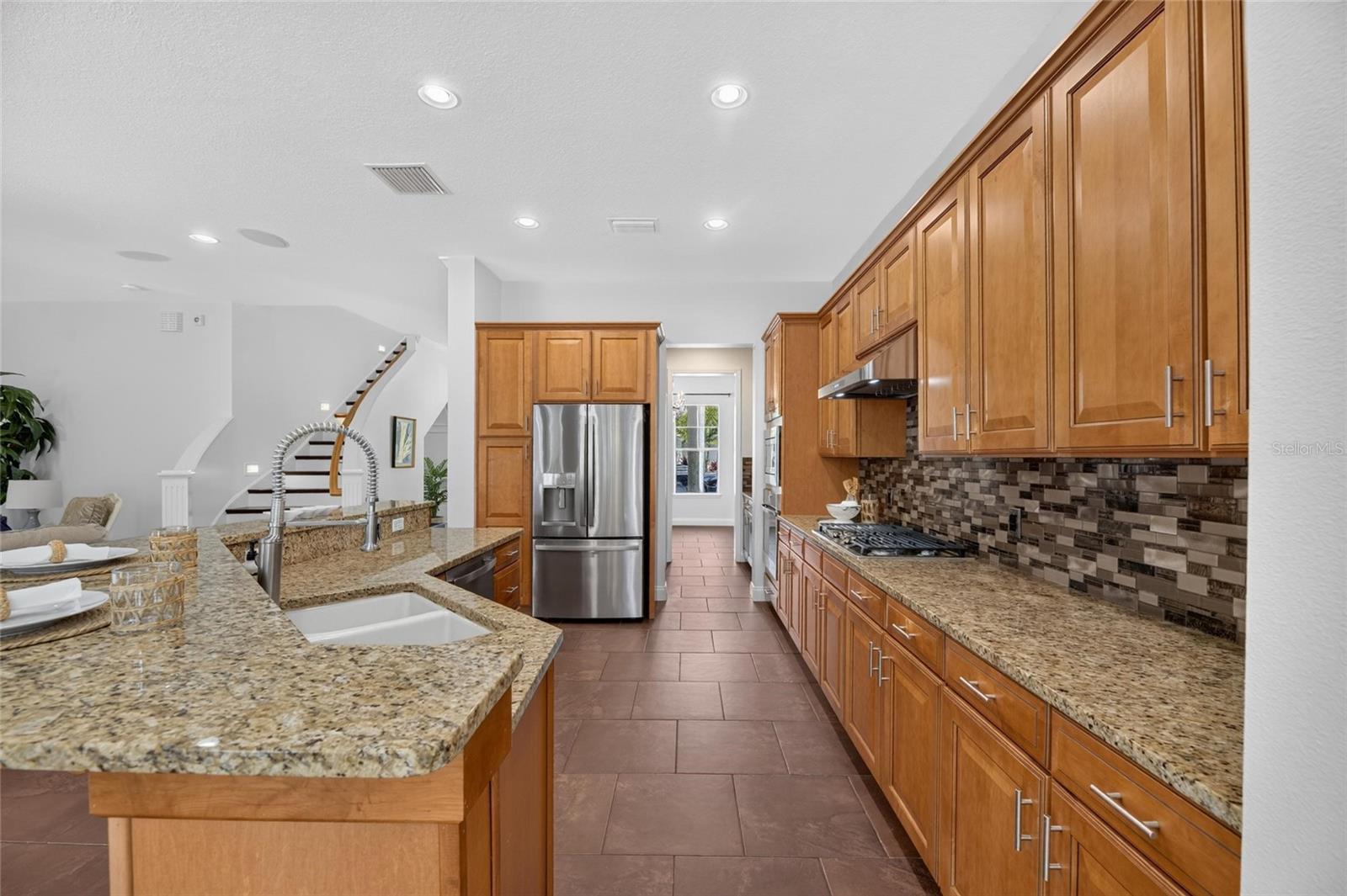 MIRABAY PH 3B-2 - Residential