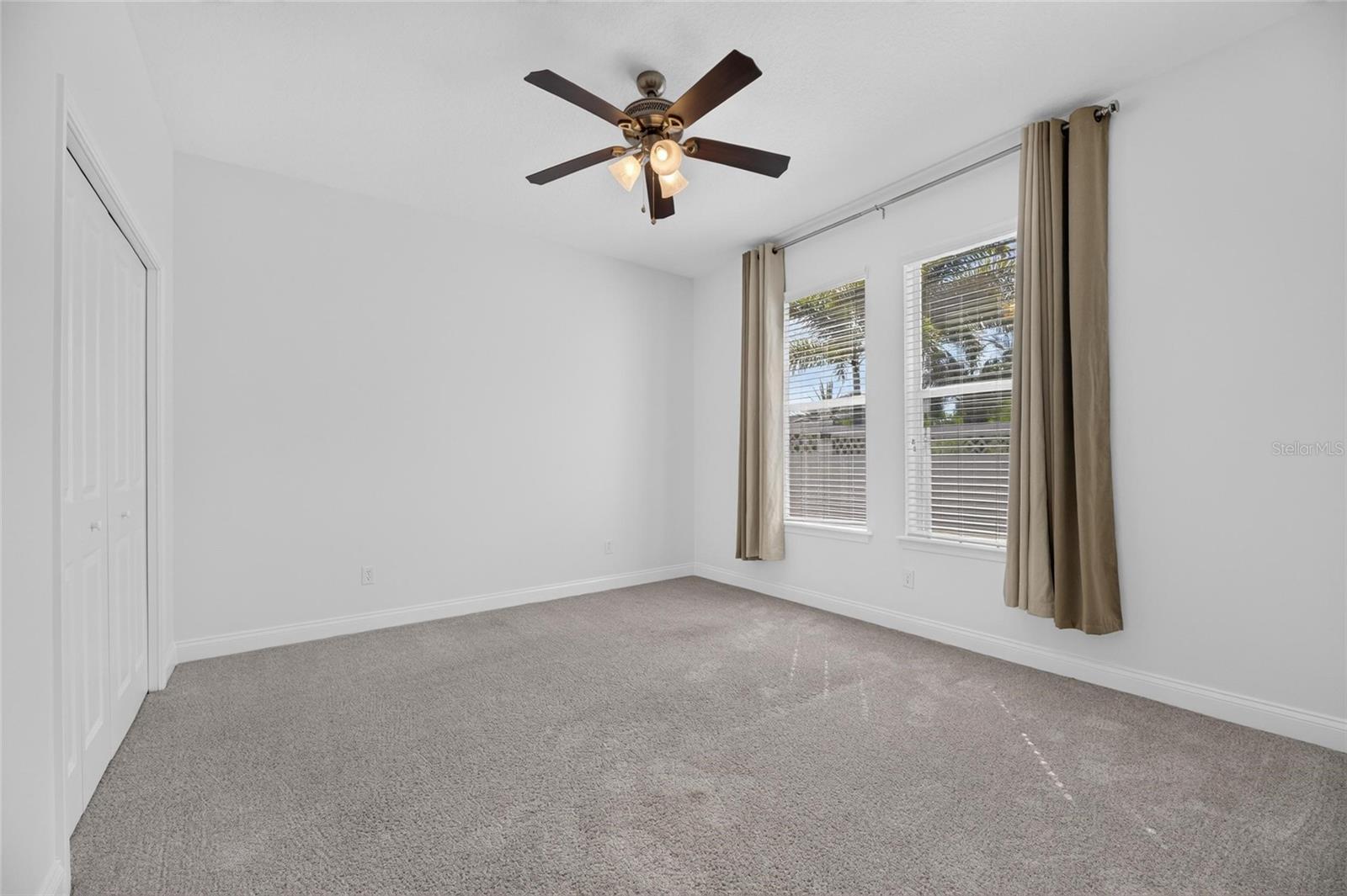 MIRABAY PH 3B-2 - Residential