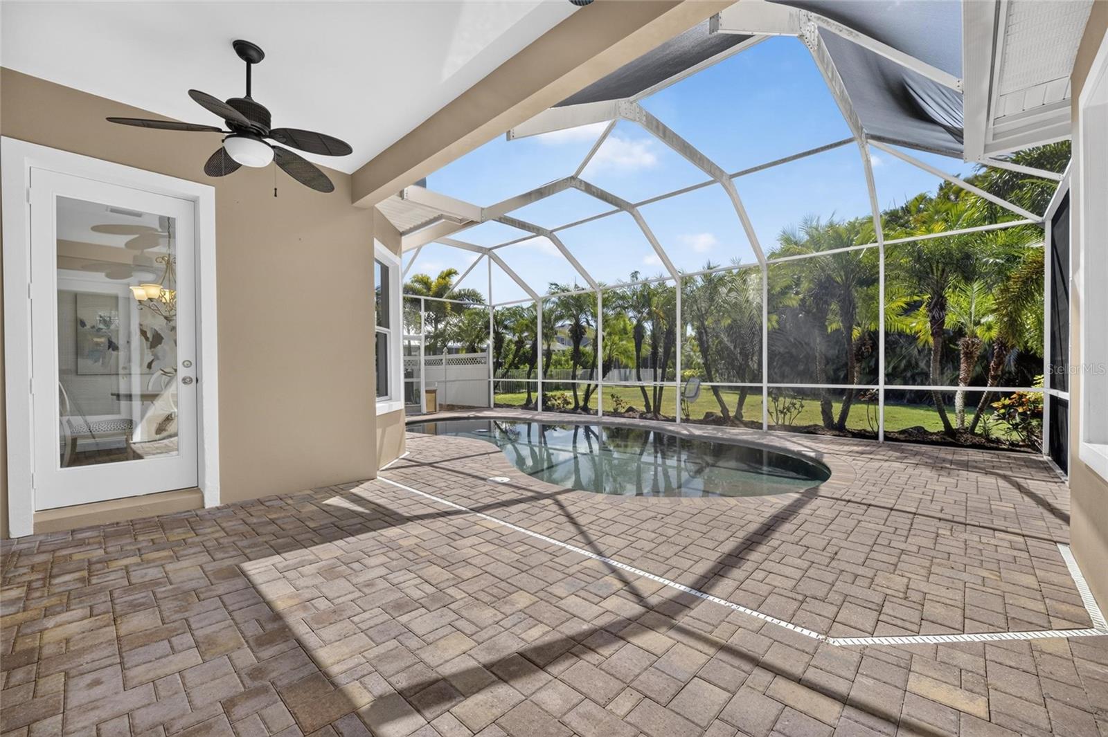 MIRABAY PH 3B-2 - Residential