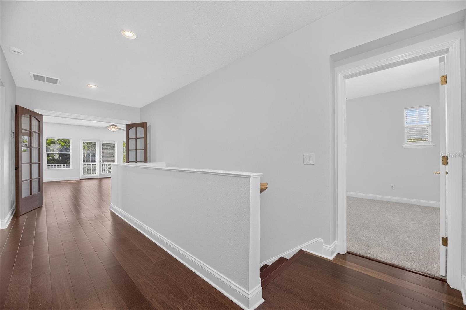 MIRABAY PH 3B-2 - Residential