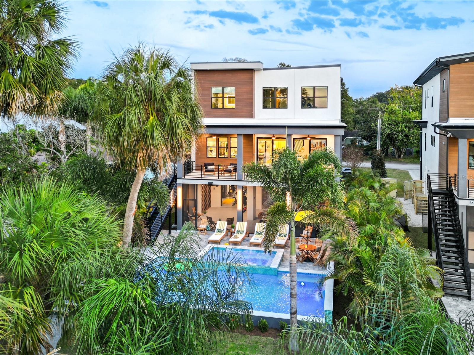 RIDGEWOOD PARK - Residential