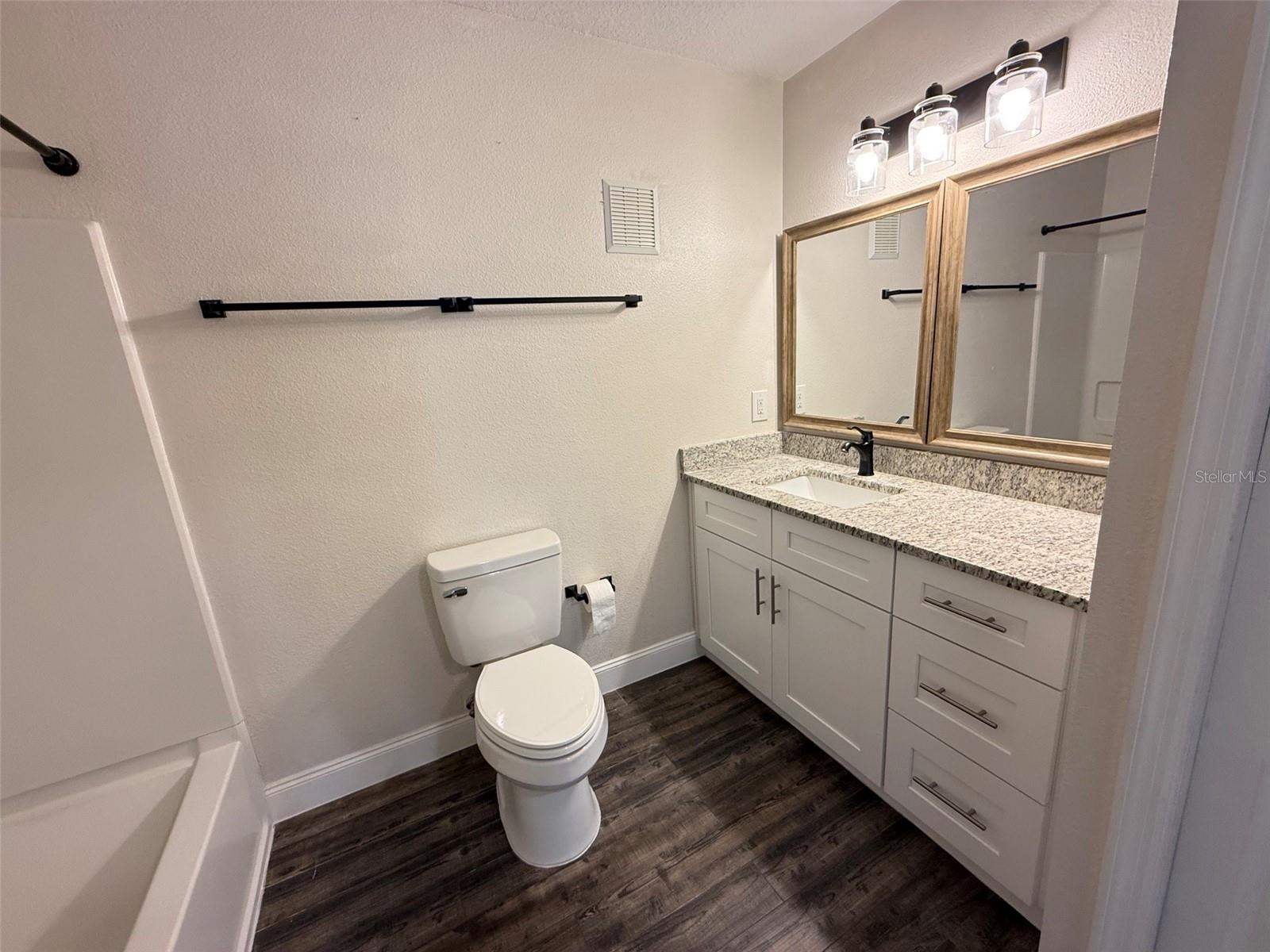 GRAND PALMS CONDO 4 PH 8 - Residential Lease