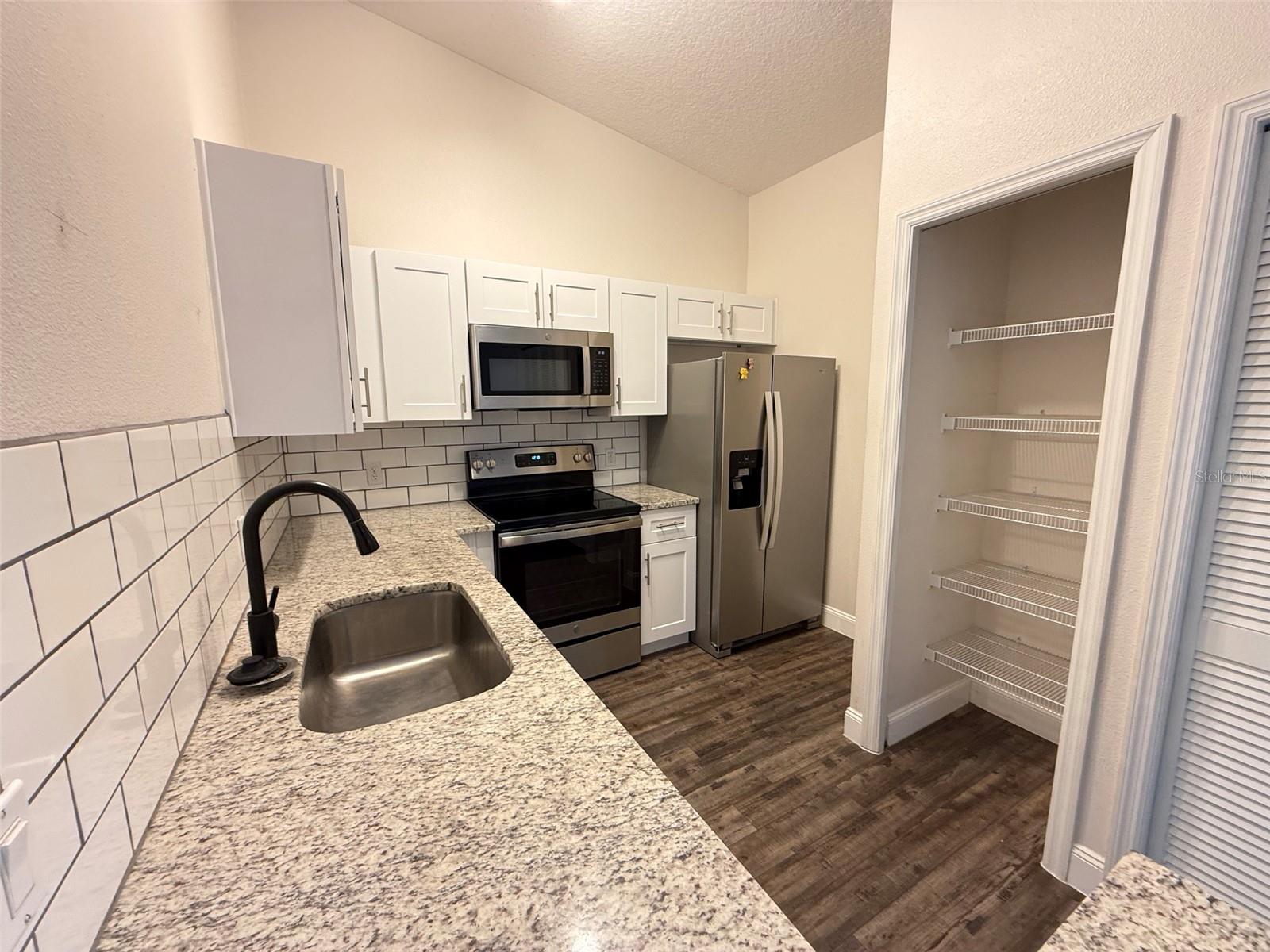 GRAND PALMS CONDO 4 PH 8 - Residential Lease