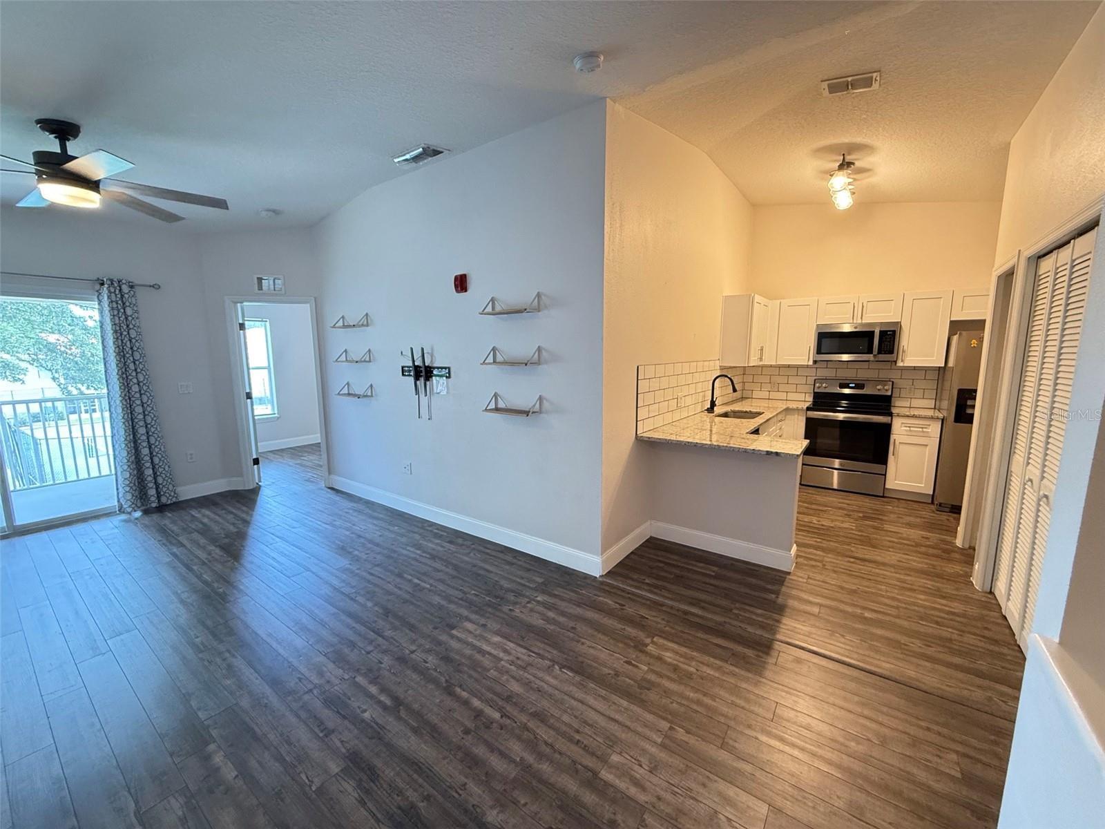 GRAND PALMS CONDO 4 PH 8 - Residential Lease