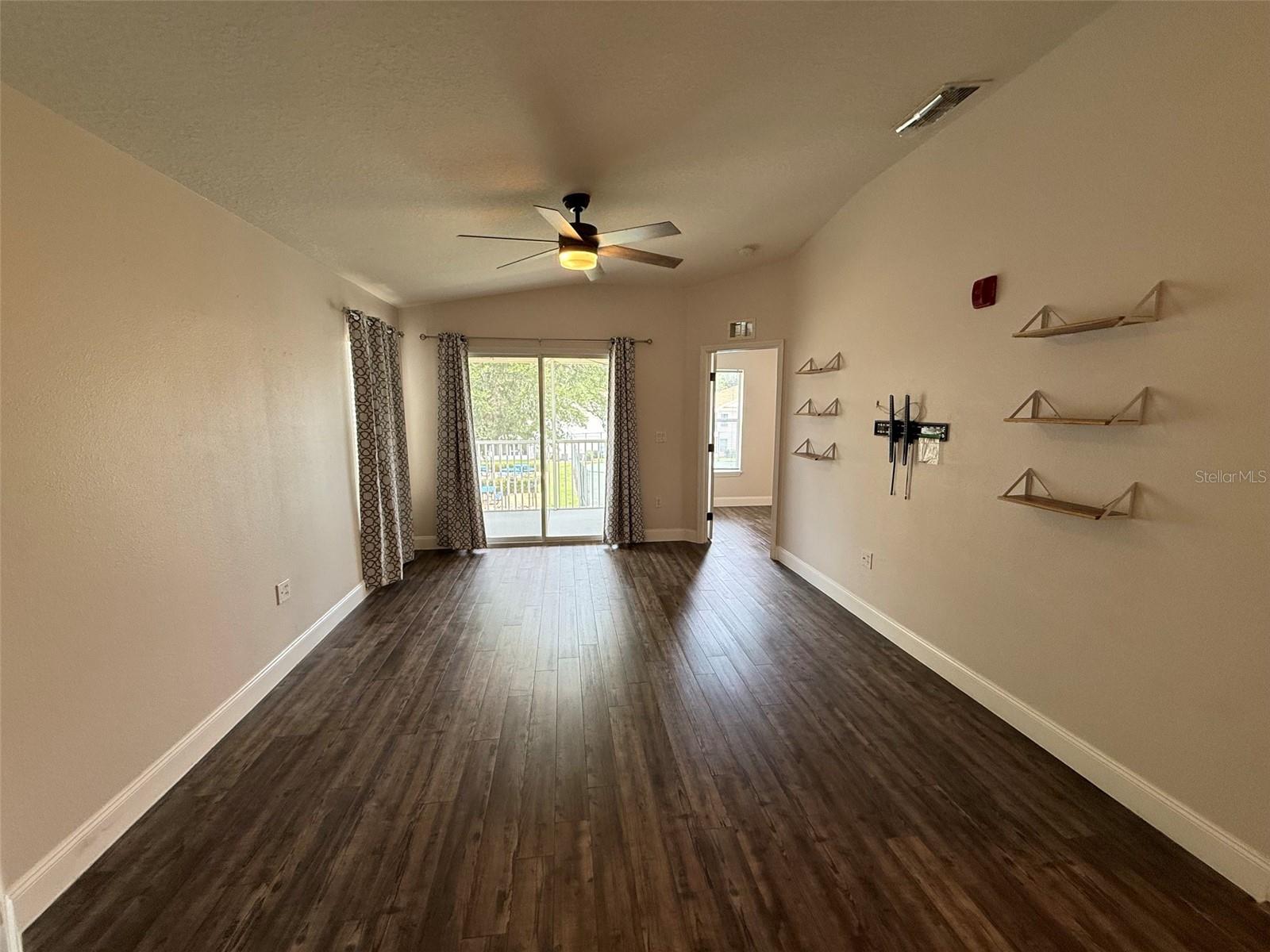 GRAND PALMS CONDO 4 PH 8 - Residential Lease