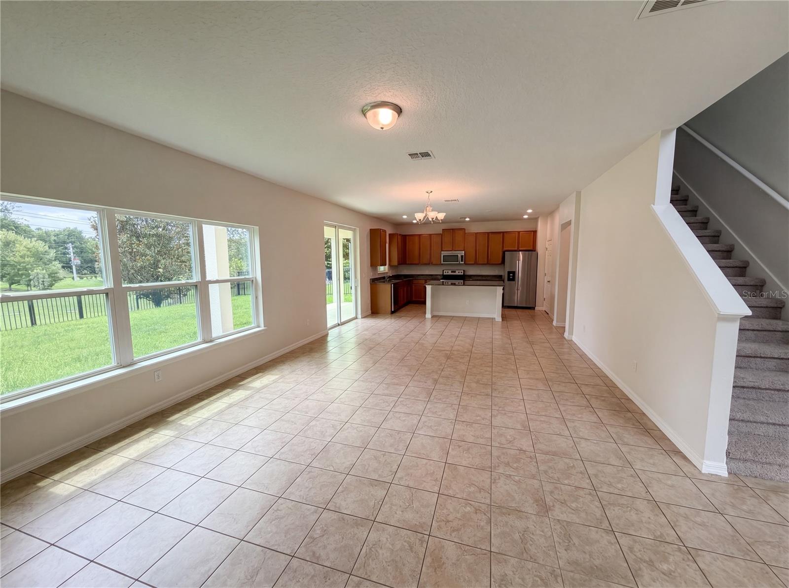 SEVEN OAKS - Residential