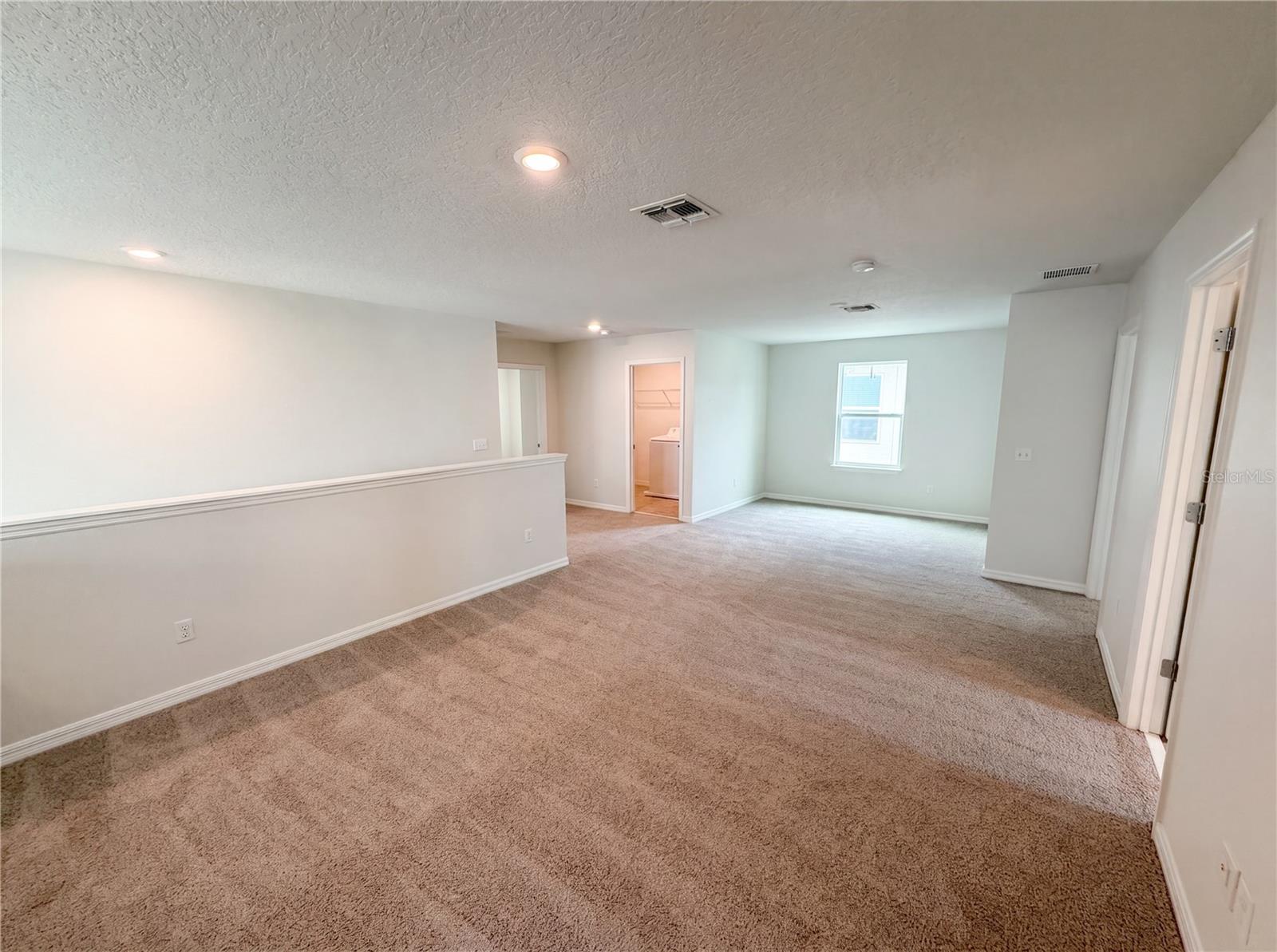 SEVEN OAKS - Residential