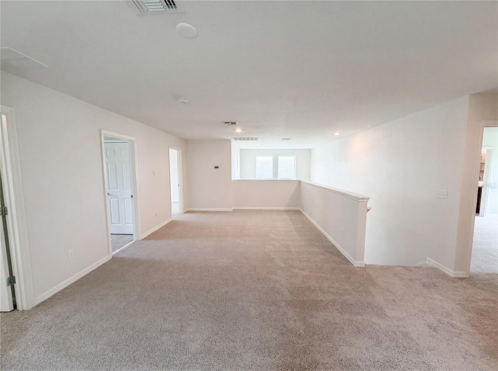 SEVEN OAKS - Residential