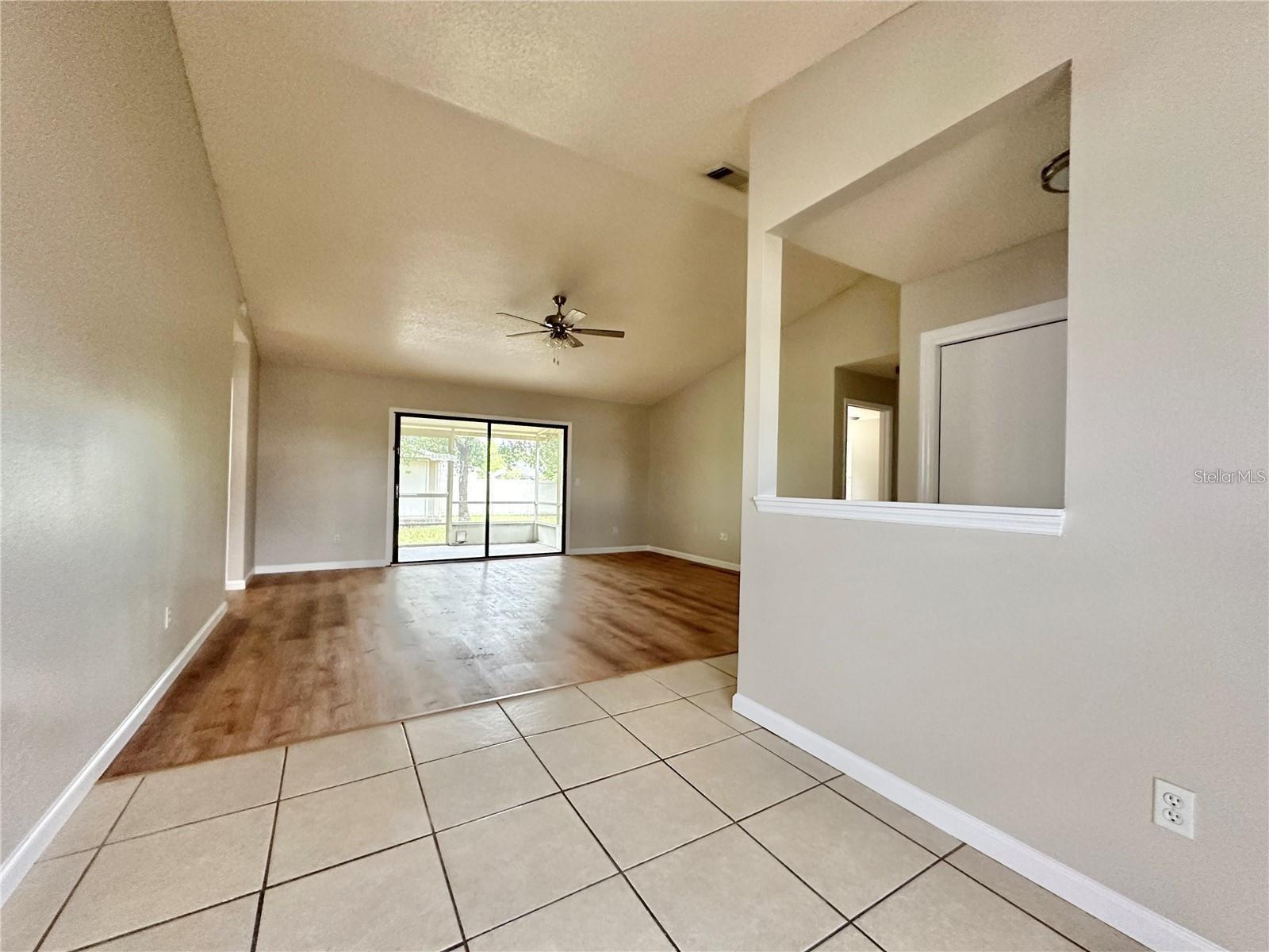 DELTONA LAKES UN 41 - Residential Lease