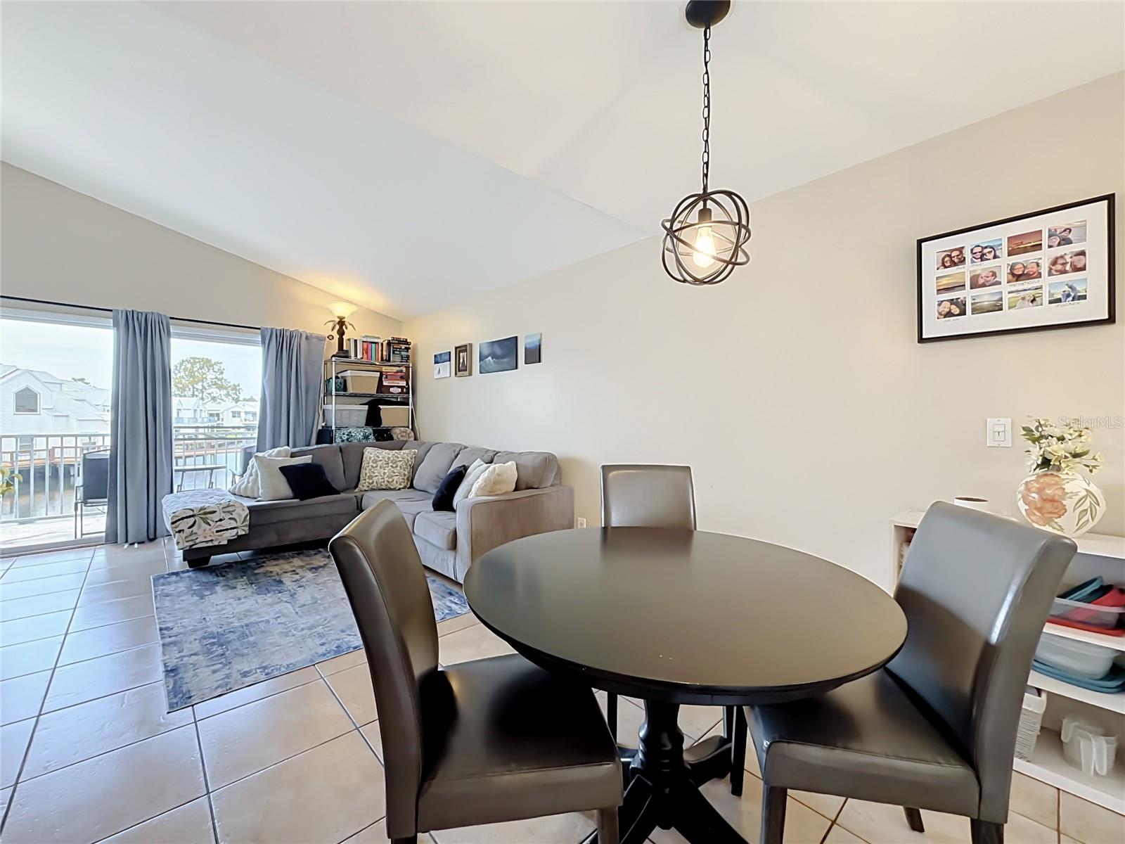 DOCKSIDE CONDO - Residential