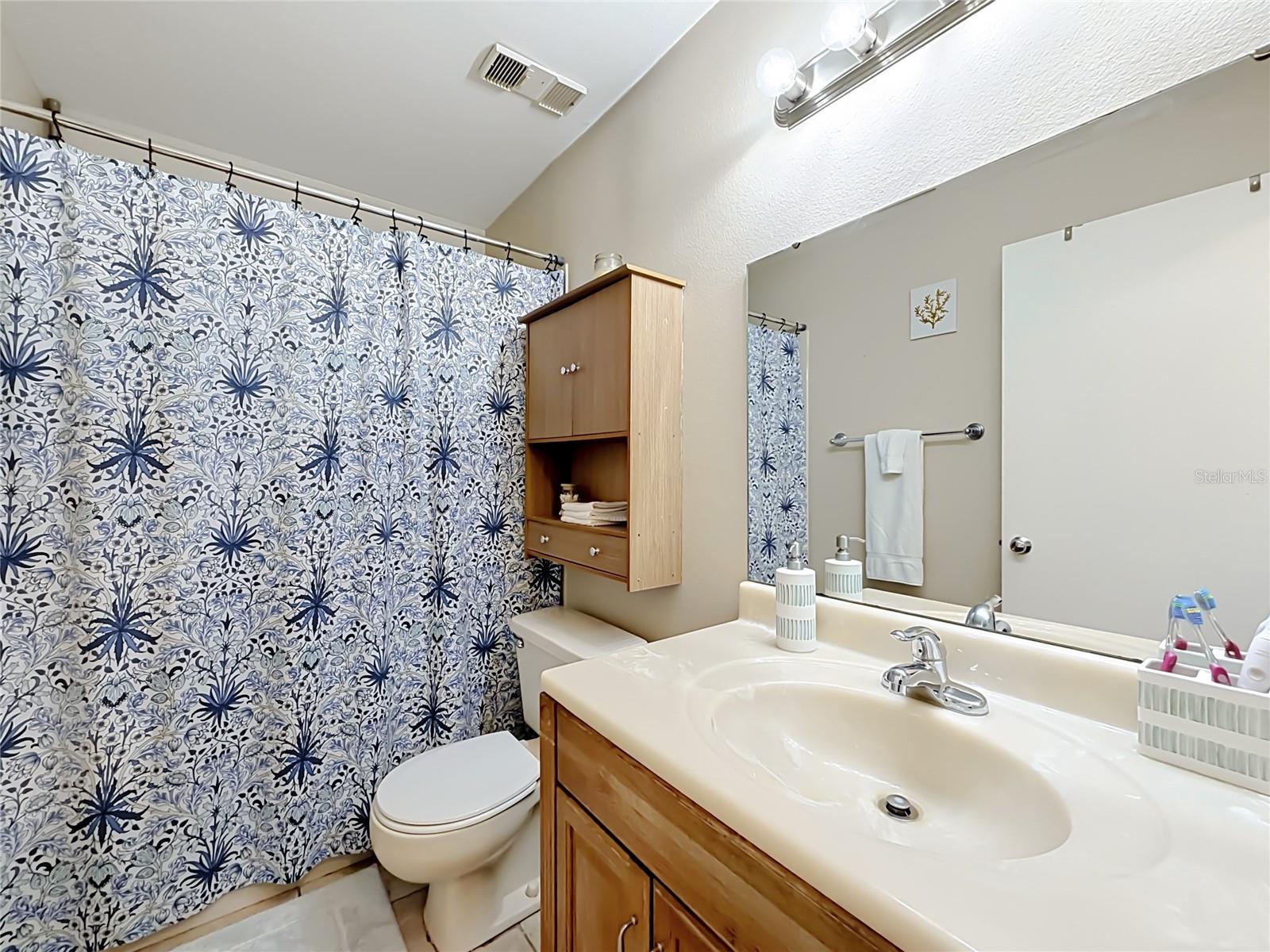 DOCKSIDE CONDO - Residential