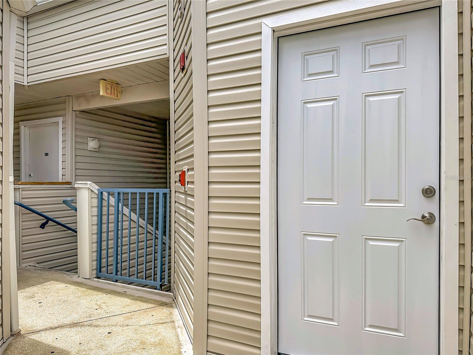 DOCKSIDE CONDO - Residential