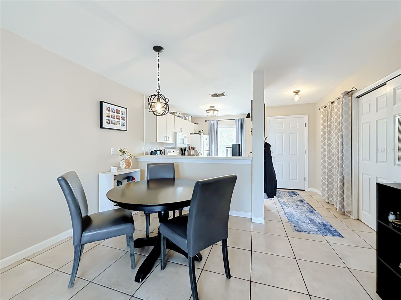 DOCKSIDE CONDO - Residential