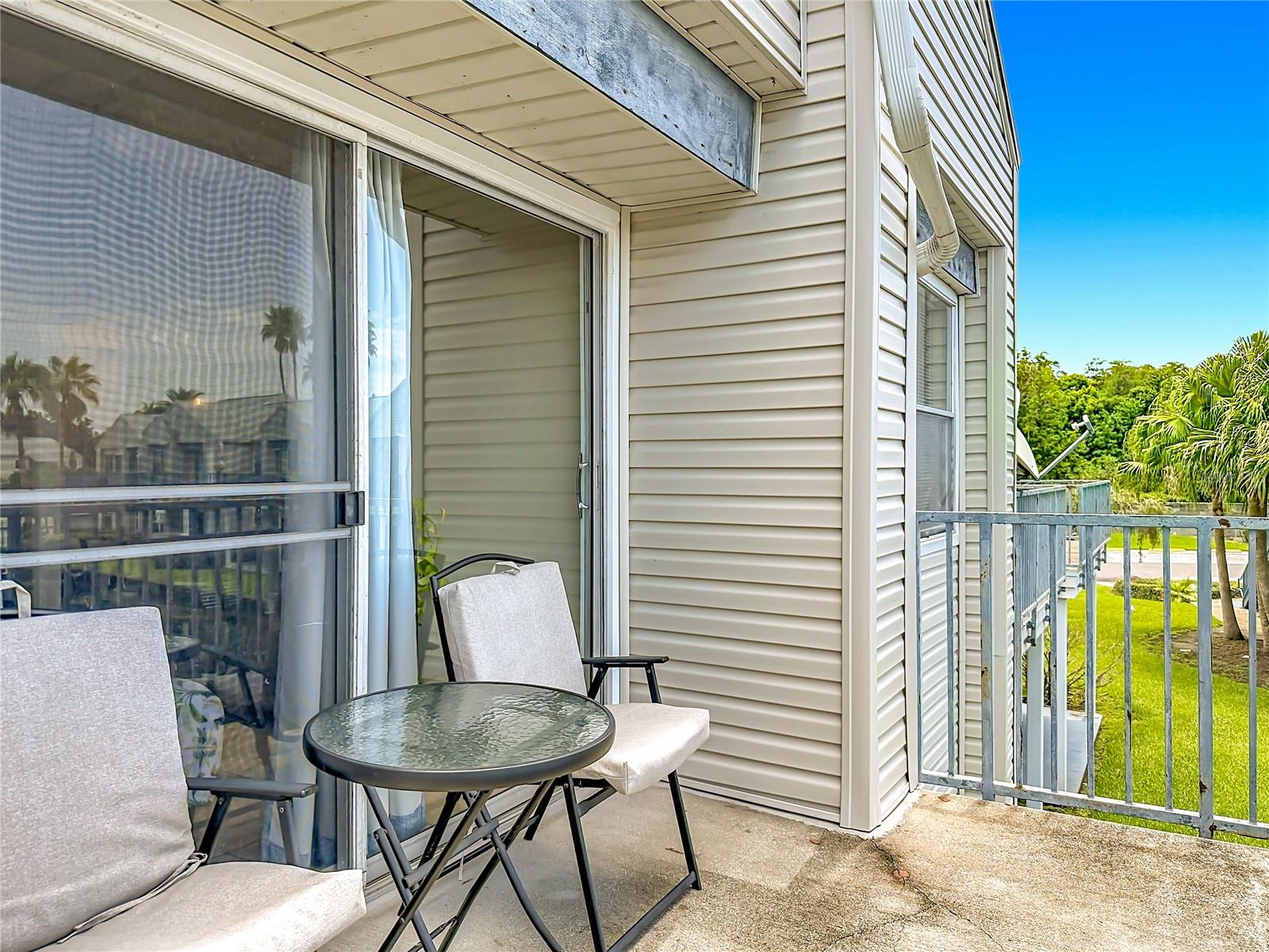 DOCKSIDE CONDO - Residential