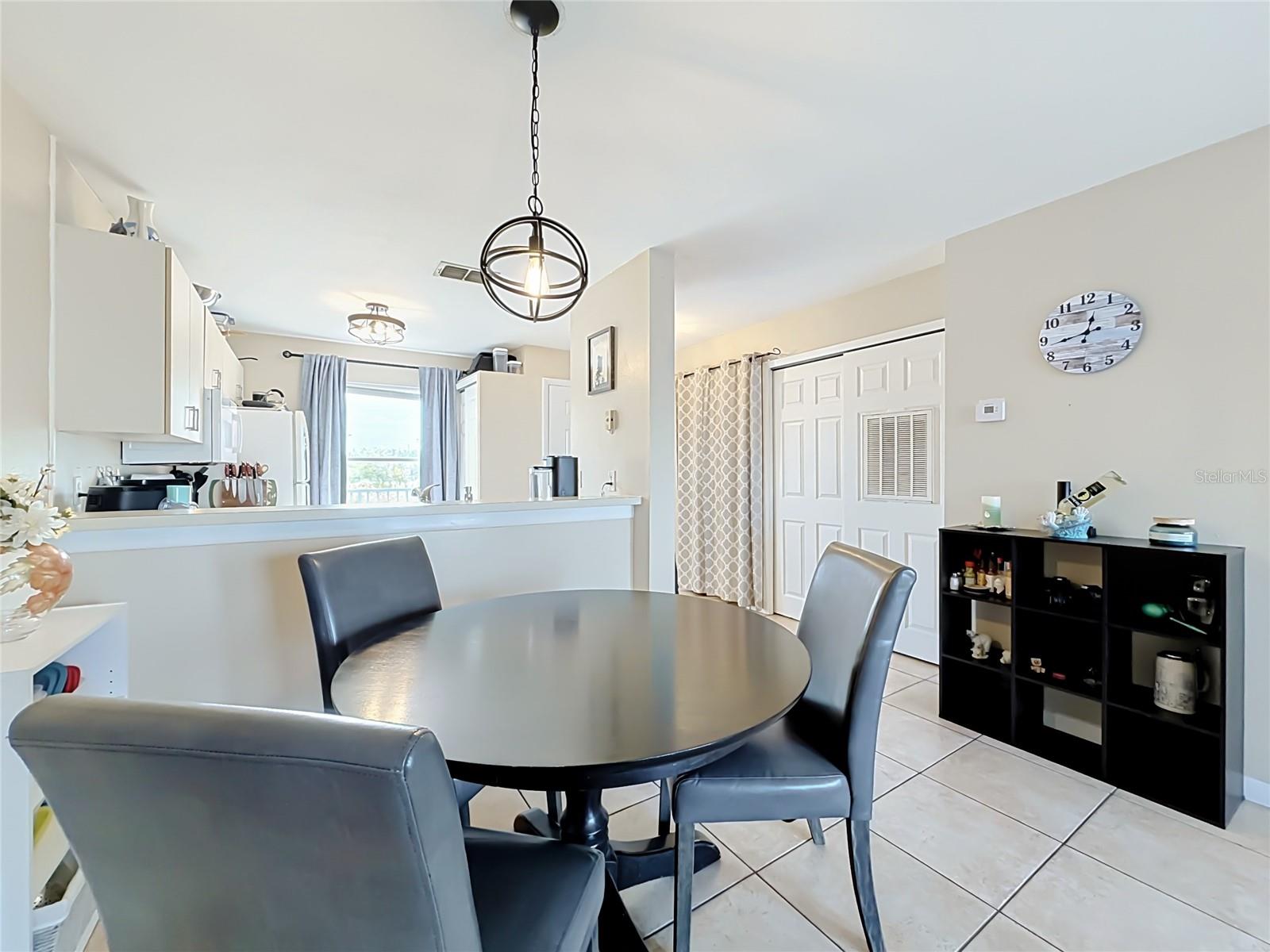 DOCKSIDE CONDO - Residential