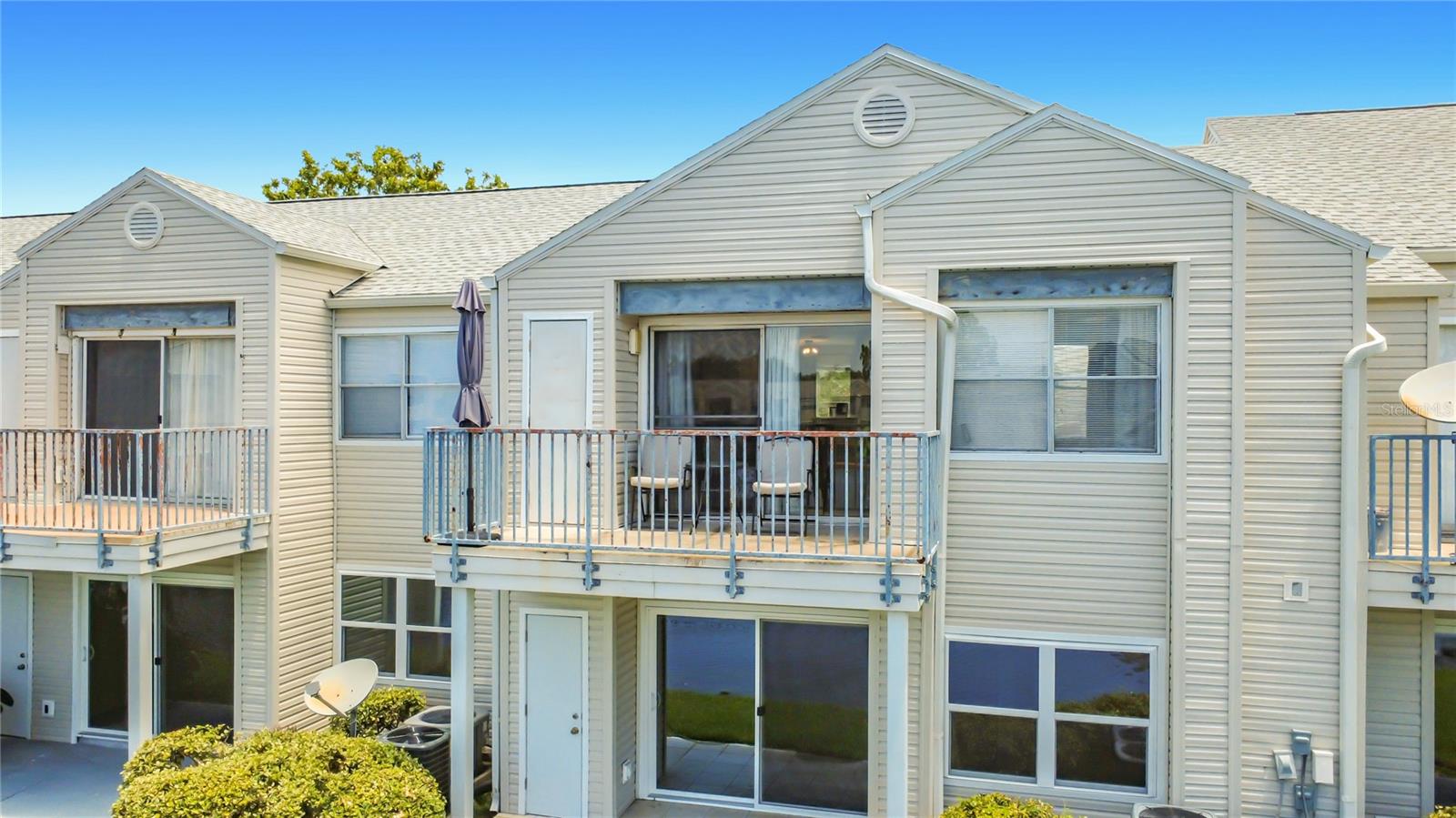 DOCKSIDE CONDO - Residential