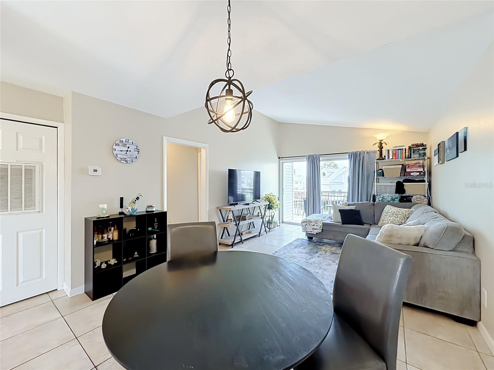 DOCKSIDE CONDO - Residential