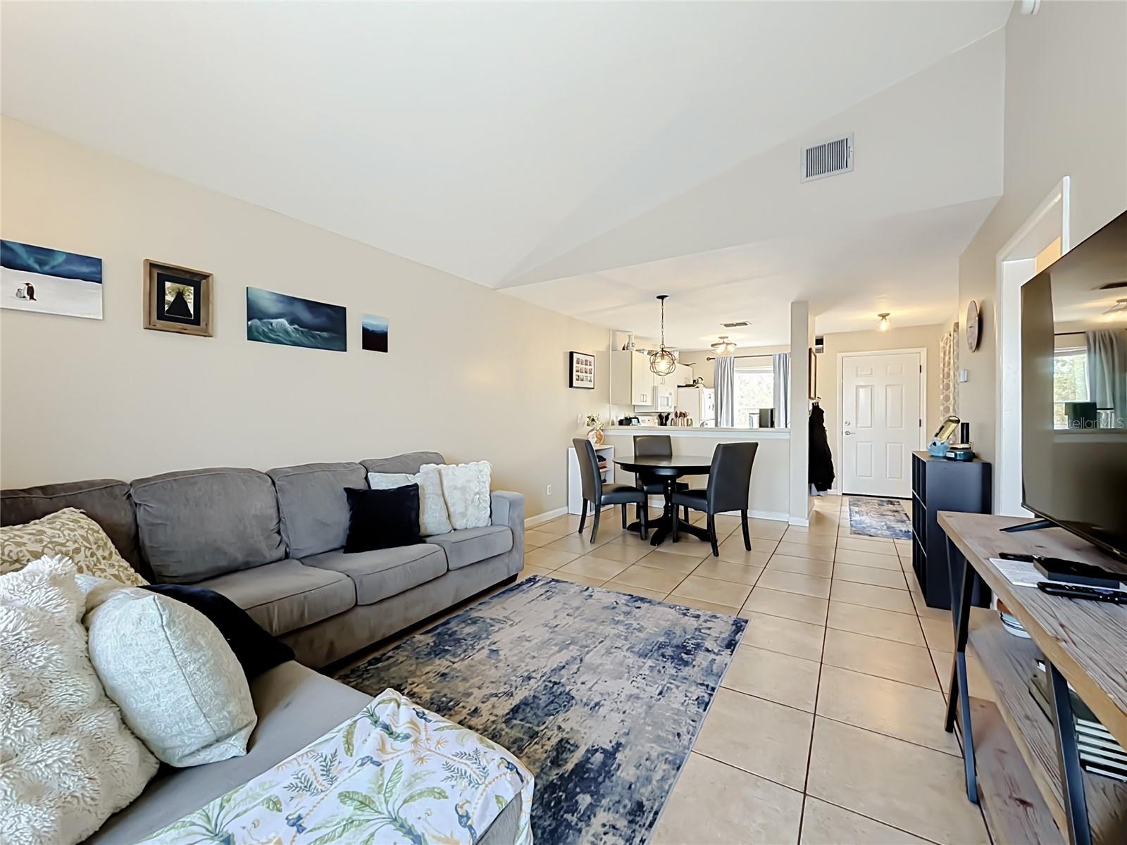 DOCKSIDE CONDO - Residential
