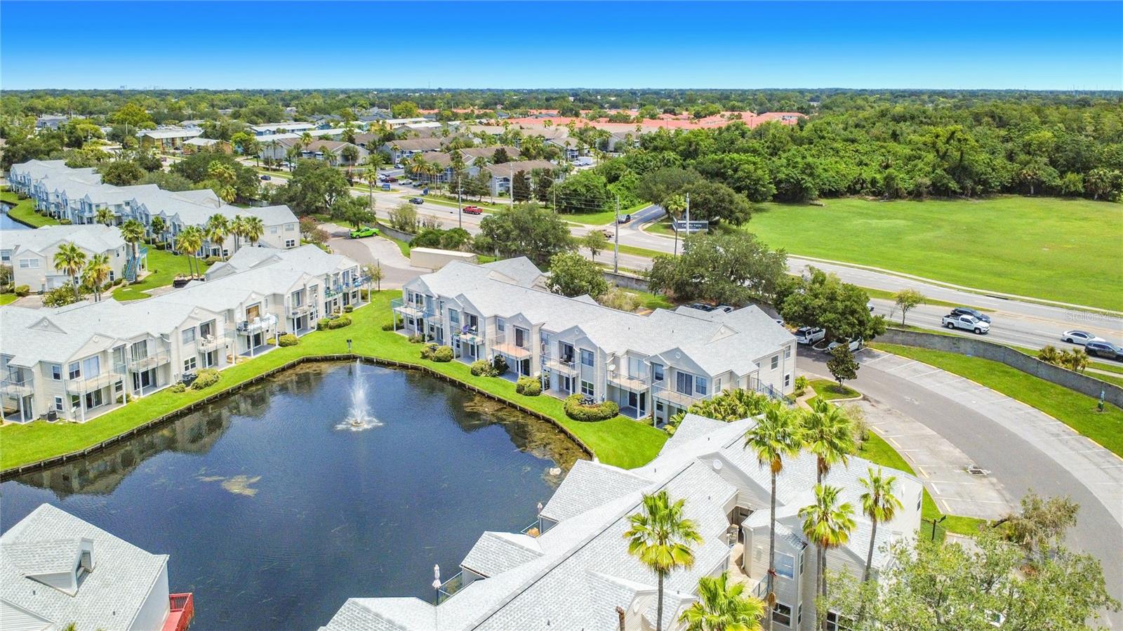 DOCKSIDE CONDO - Residential