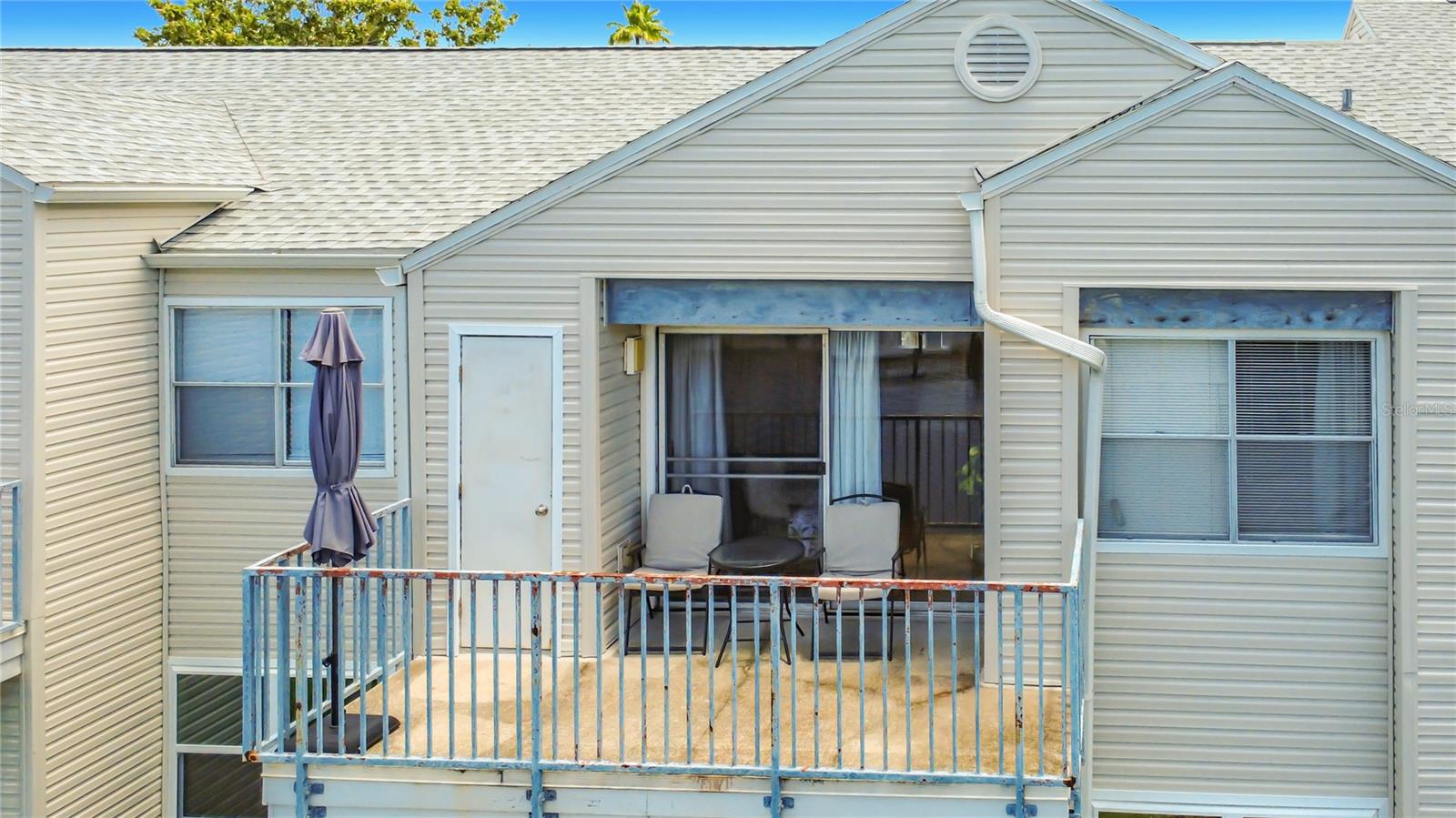 DOCKSIDE CONDO - Residential