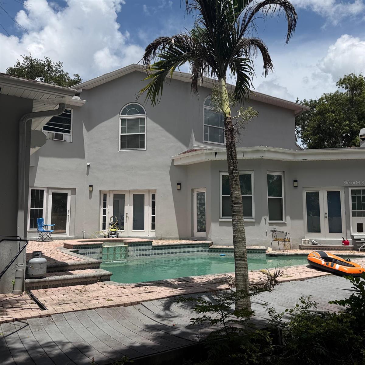 OAK RIDGE COURT ESTATES - Residential