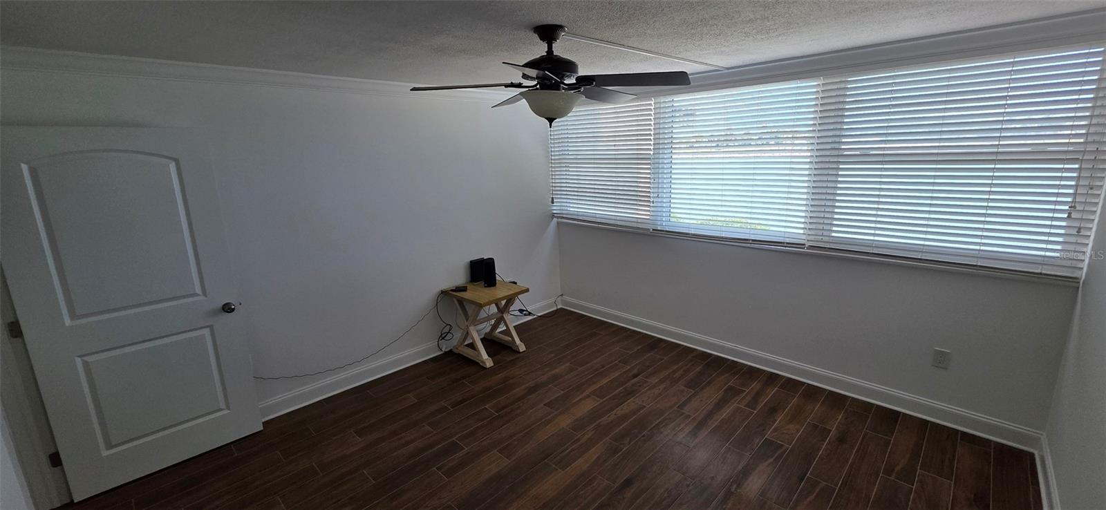 TREASURE ISLAND TENNIS & YACHT CLUB - Residential