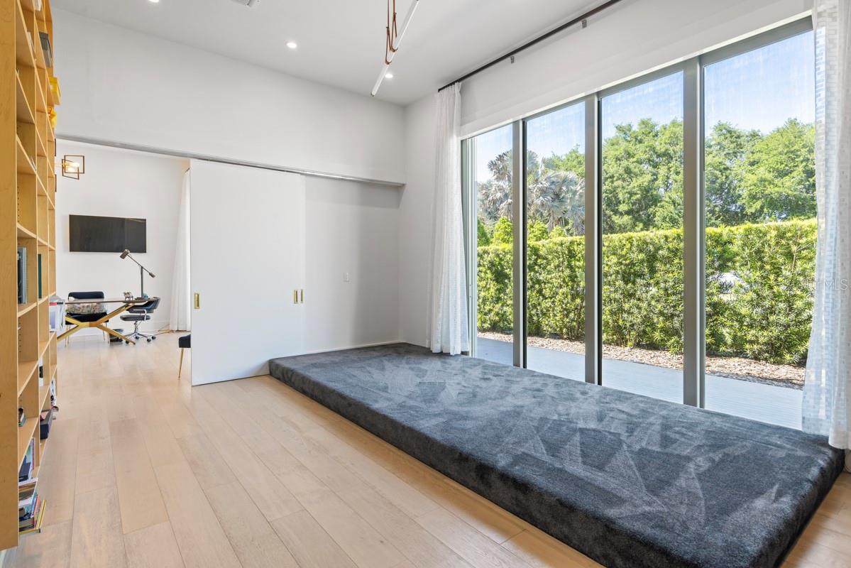 ISLEWORTH 5TH AMD - Residential