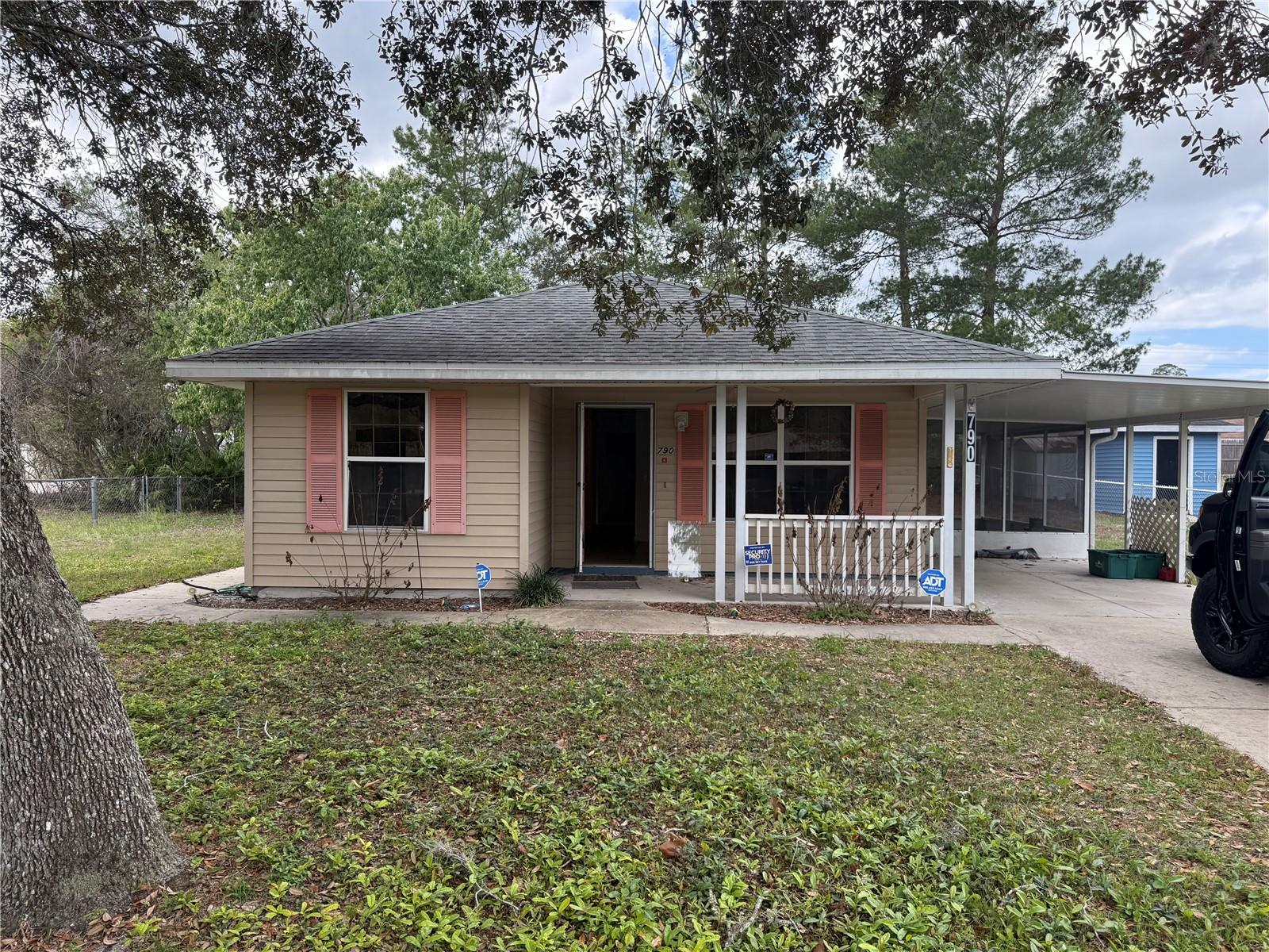 Charming Starter Home on a Prime Corner Lot – Ready for Your Next Chapter!
Welcome to 790 Park Ave, Orange City, FL – the perfect opportunity to step into homeownership in a welcoming Central Florida community!
This cozy 3-bedroom, 1-bath single-family home (approximately 1,085 sq ft, built in 2000) offers a smart, low-maintenance layout ideal for first-time buyers, small families, or investors looking for a solid foothold in the market.
Key highlights include:
Prime corner lot position – enjoy extra space, better natural light, and added privacy with room to relax outdoors.
Screened carport – perfect for keeping your vehicle protected from Florida's sun and rain.
Detached storage building – great for tools, lawn equipment, or extra seasonal storage.
Solar panels – help reduce energy costs and embrace eco-friendly living.
Backup generator – provides peace of mind during storm season or power outages.
Newer HVAC system – stay comfortable year-round with reliable, efficient cooling and heating.
Located in Orange City, you're just minutes from everyday conveniences, schools, parks, shopping, and easy access to major roads for commuting to Deltona, DeLand, or Sanford. Whether you're starting out or scaling back, this practical home combines affordability with thoughtful upgrades that save time and money.