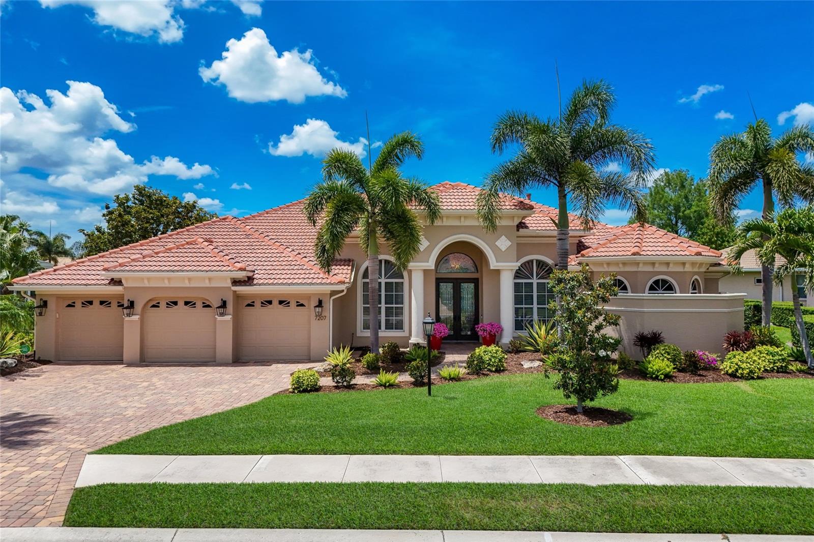 LAKEWOOD RANCH COUNTRY CLUB VILLAGE L, M, N&O - Residential