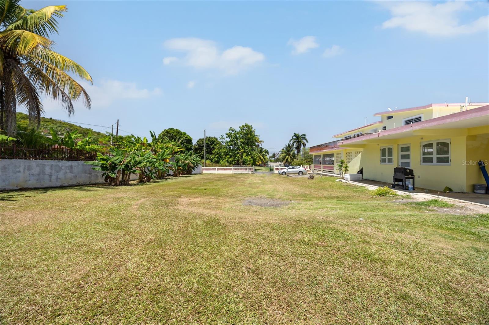 LAS CALDERONAS COMMUNITY - Residential Income