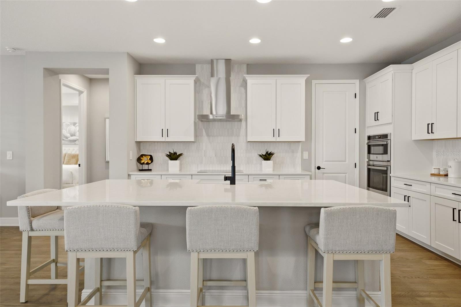 PROMENADE ESTATES PH II - Residential
