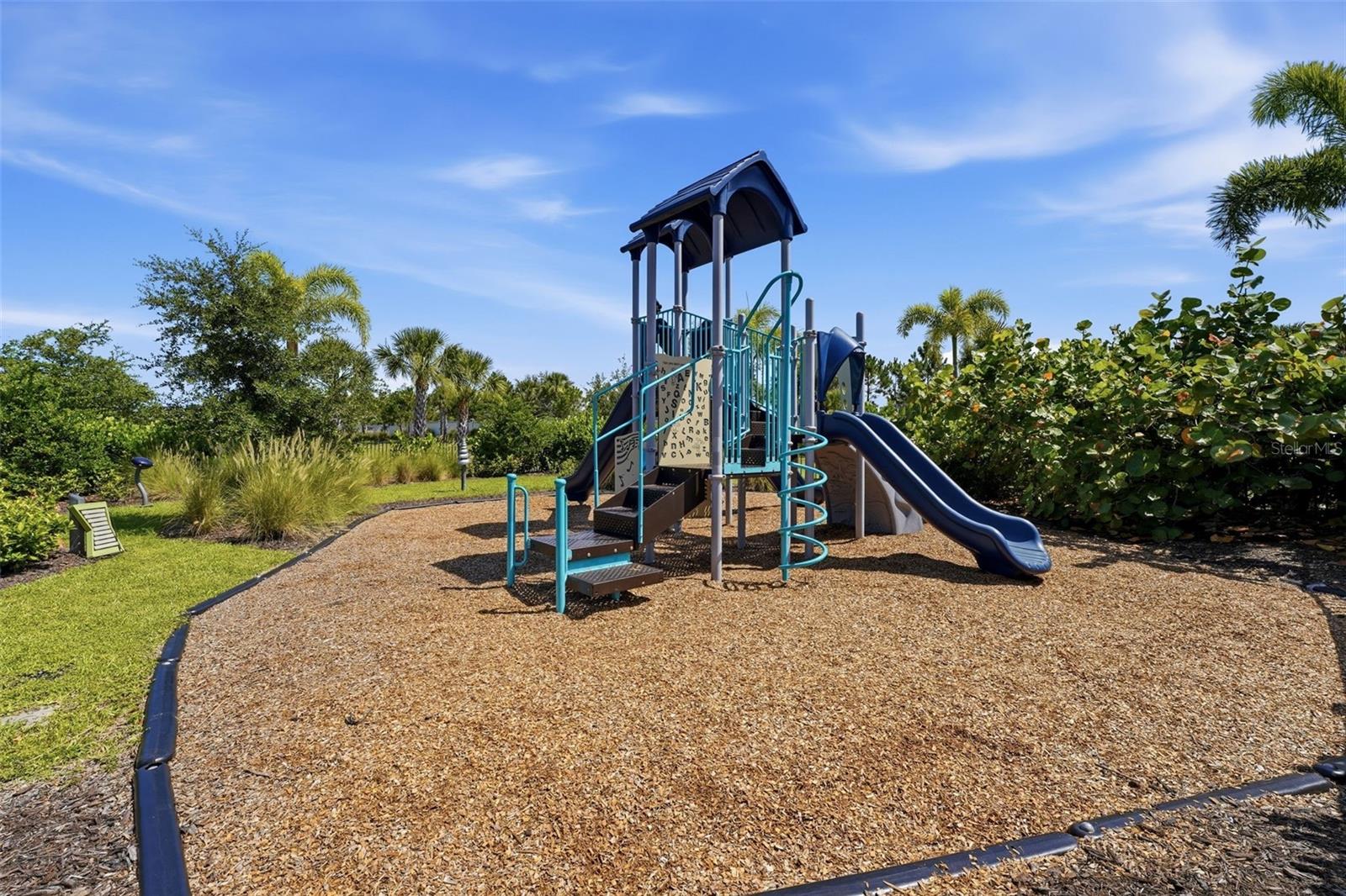 PROMENADE ESTATES PH II - Residential