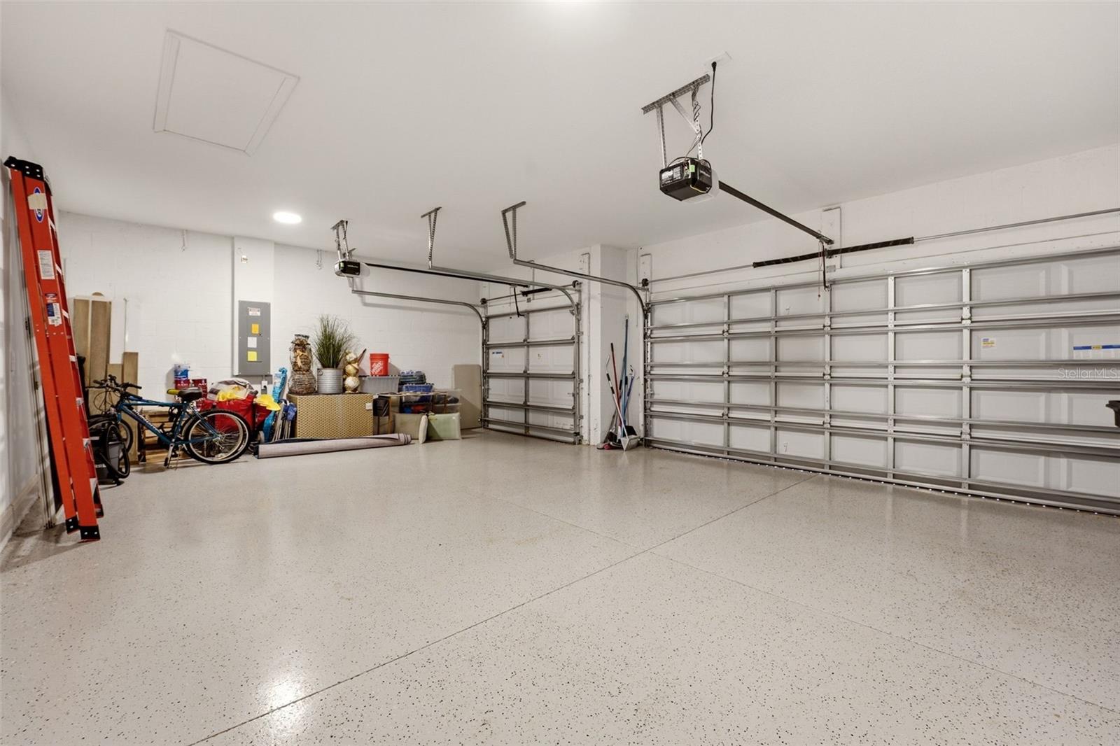 PROMENADE ESTATES PH II - Residential